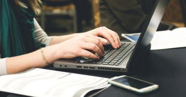 Pentingnya Menggunakan Gambar yang Tepat dalam Artikel