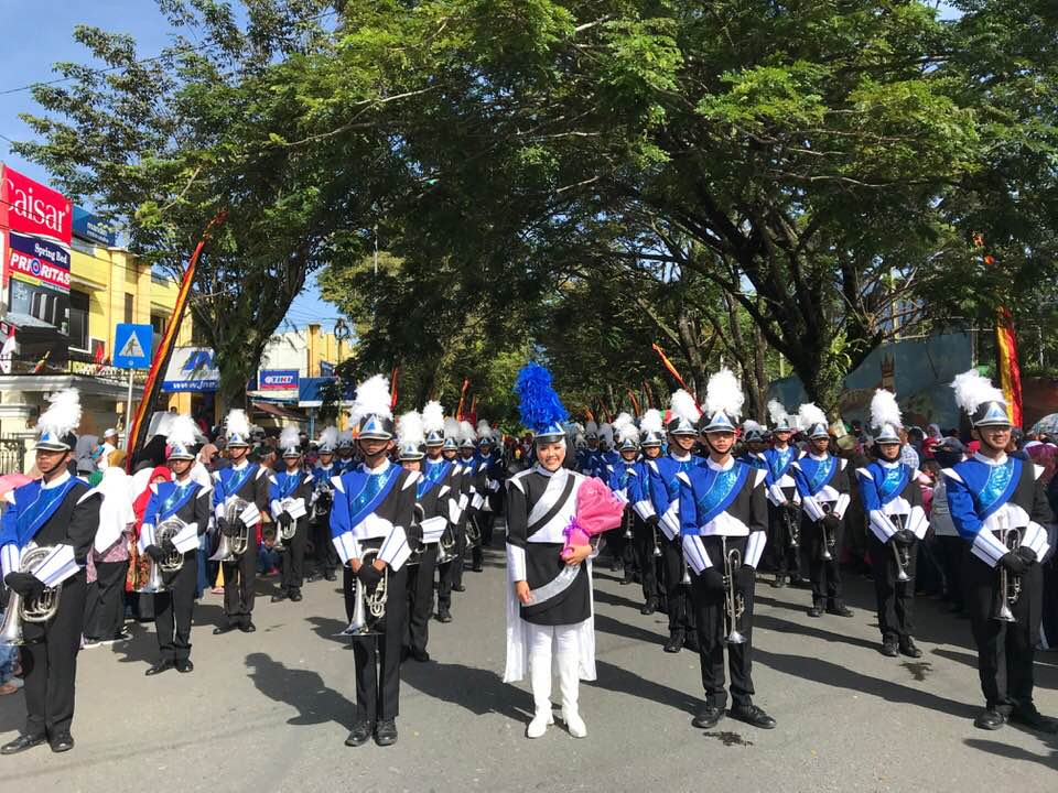 Berapakah Harga Seragam Drumband SMA? Intip Penjelasannya Disini!