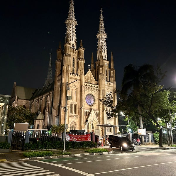 Gereja Terbesar di Indonesia dan Sejarah Perkembangannya