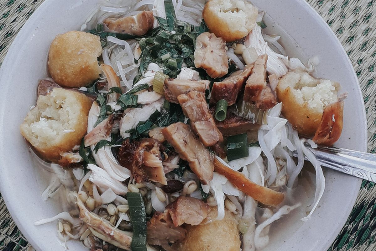 kenikmatan soto lenthok